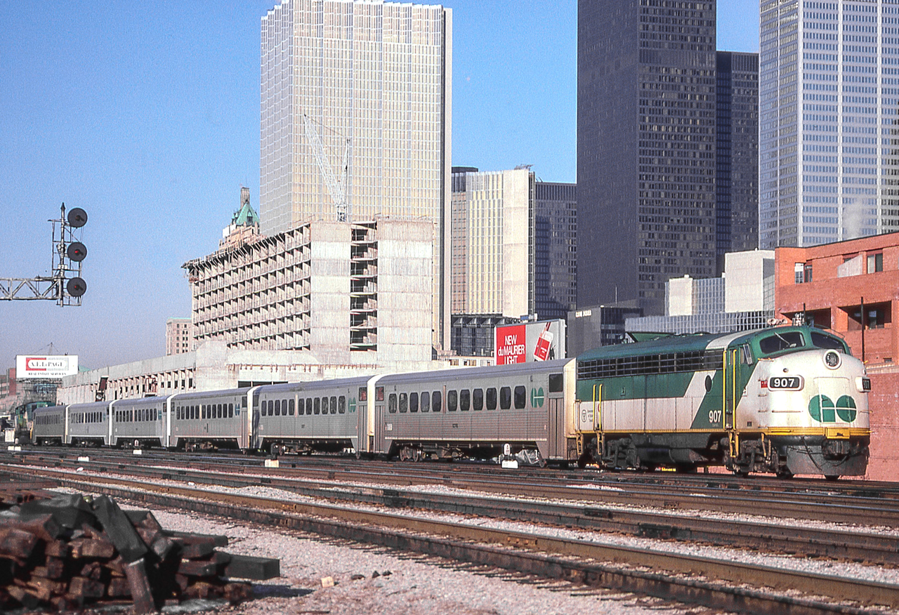GO 907 is in Toronto on March 23, 1982.