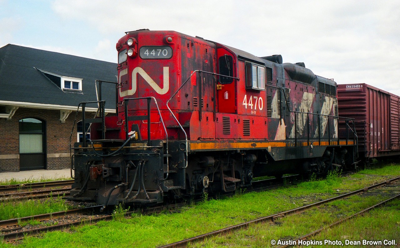 CN GP9 4470