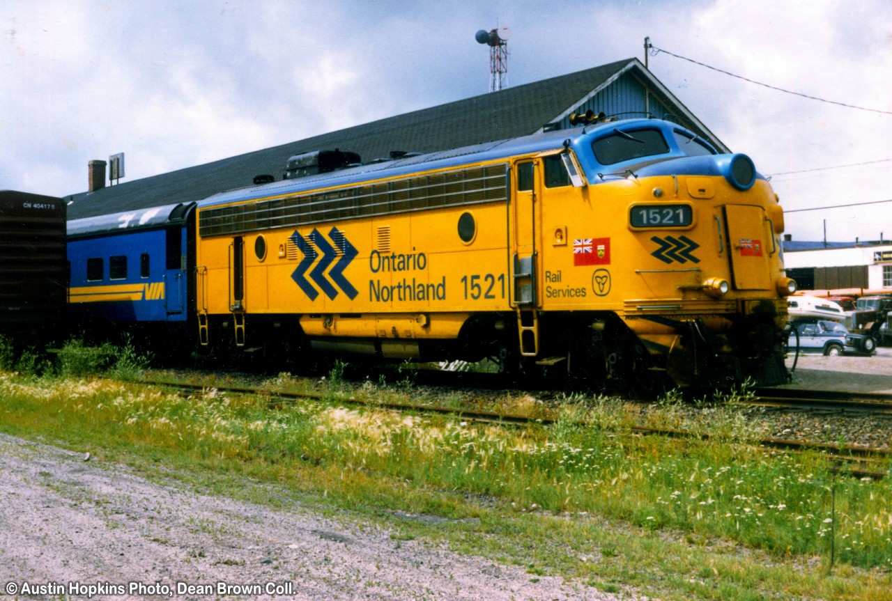 Train lays over for about 6 hours before returning to Toronto. Usually consists of 1 day coach and 1 through sleeper at the Kap end, but additional cars are added as the train gets further south.

General Motors F unit 1750 HP.
