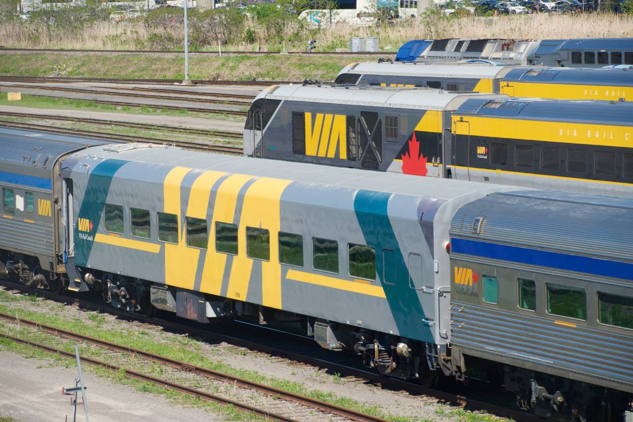 VIA 1750 (Glenfraser) is seen at the MMC. As far as I know, it has not turned a wheel in quite a number of years. In the background is an EXO consist. A couple of times a week, an EXO consist uses the VIA Rail washrack and then lays over here until the afternoon rush hour.