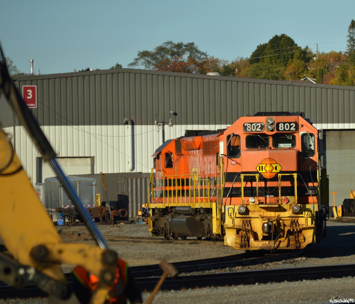 HCRY 802, HCRY 3802, and RLK 3410 sit in the morning sun on the East side of the shop building in Sudbury while a CPKC Engineering crew works on a switch in new yard.