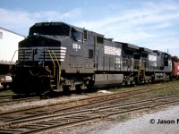 Norfolk Southern C40-9W’s 8914 and 8931 are pictured at Dain City, which was situated near Welland, Ontario. Both NS GE’s are only a few months old having been built in February 1996 and they also have NW caboose 555019 with them. Looking back, this was one area I wish I had more photos of, as the small intermodal yard eventually closed in 1998. Today, this area is still operated by GIO Rail, which services Verbio and SLM Recycling from the Canal Spur.