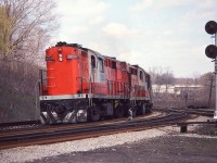 CN 3150, 3152 lead a westbound passenger train thru Bayview Junction. The (Tempo) units, built @1960,  would be retired within 4 years.