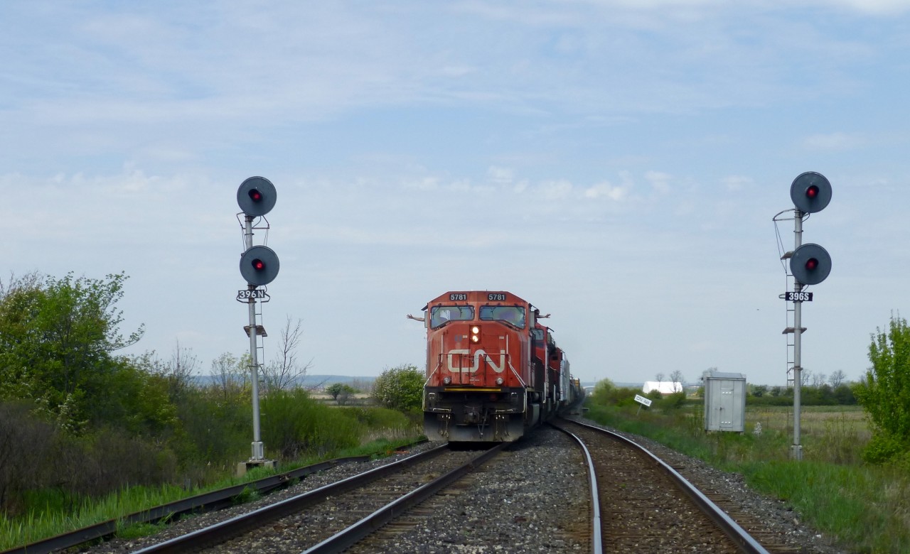 That's what friends are for! 5/21/16 my conductor and I are on the ground at Ash on the Halton Sub to do our Rule 110 as a couple of my buddies heading west, give us the double wave going by our train. I really miss railroading, especially the awesome people I worked with????