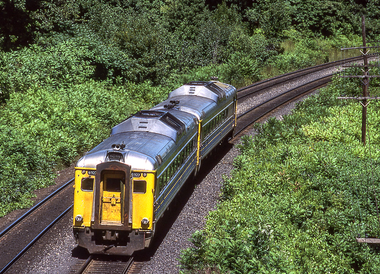 VIA 6102 is near Bayview Junction, Ontario on August 11, 1987.