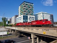 A CPKC transfer is returning from the Port of Montreal with a geep trio (CP 2262, CP 3095 & CP 2253).