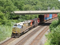 Heading W/B into Bayview Junction.