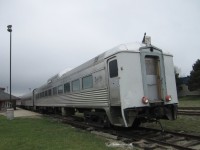 After arriving on the Orangeville-Brampton Railway in battered VIA paint and sitting for a while, the RDC-9 has had the ends repainted in grey and a Credit Valley Explorer logo added. Ditch lights have also been added for use as a cab car.