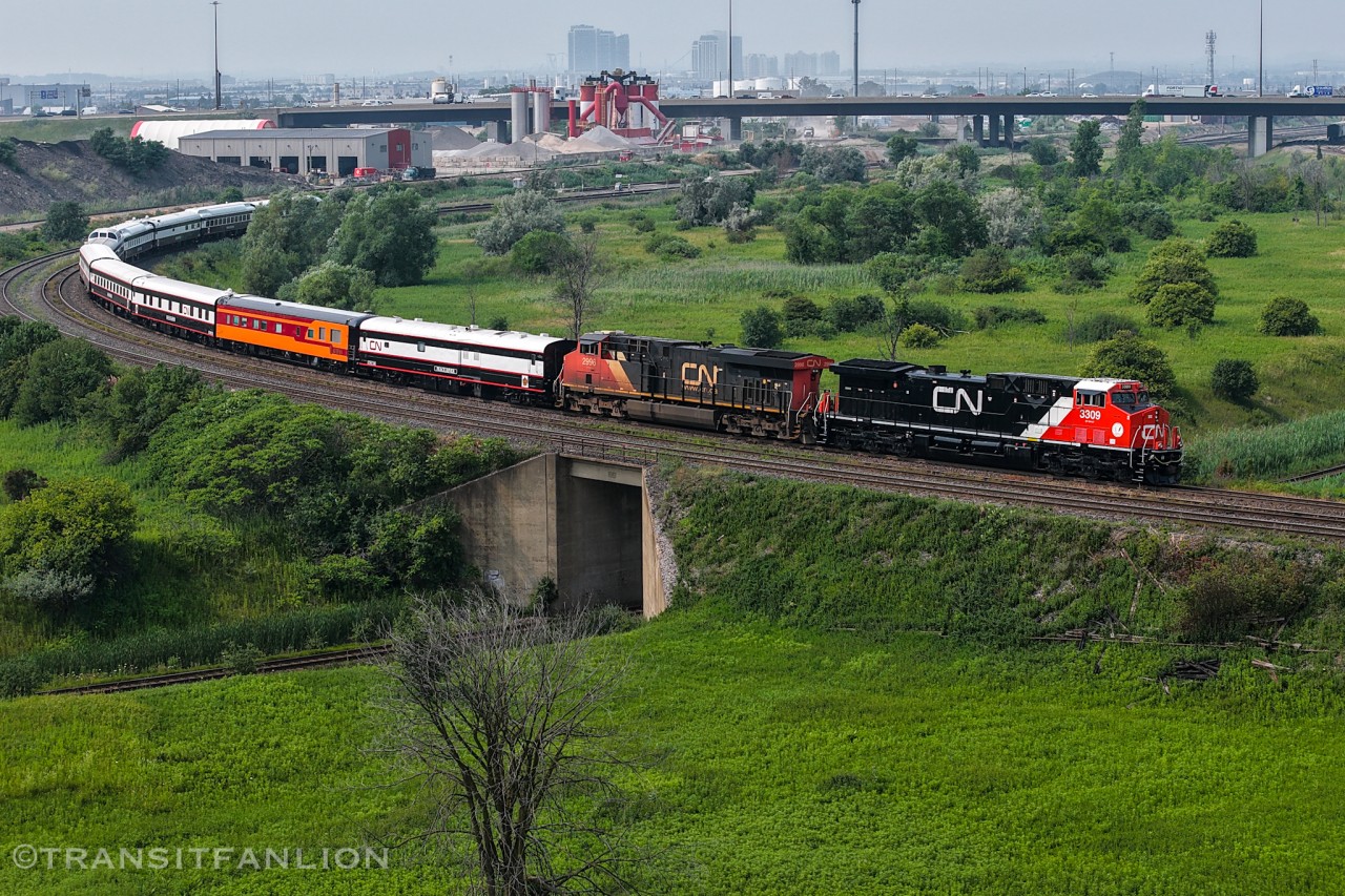 CN P00731 17 with CN 3309 and 2996 for power, cosplaying GO train for a day made tours at Oshawa and Niagara Falls with a crew change stop at new SHIT yard. (2026/07/17)