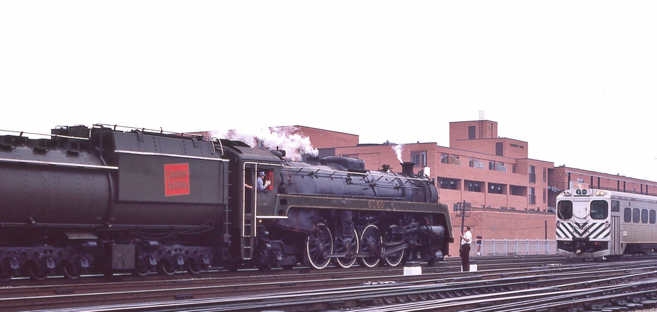A different era !


NRHS convention special at TTR Jarvis Street, July 26, 1980 Kodachrome by S.Danko


And those condo's on Lower Jarvis St. are older than  you would think !


sdfourty