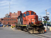 CN YRP002 shoves boxcars into the CCR plant.