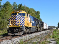 "ONR 2121 South" cruises through Feronia, 9 miles north of the yard in North Bay. Upon arrival they'll yard their train, lift northbound traffic and depart as train 113 back to Englehart. 