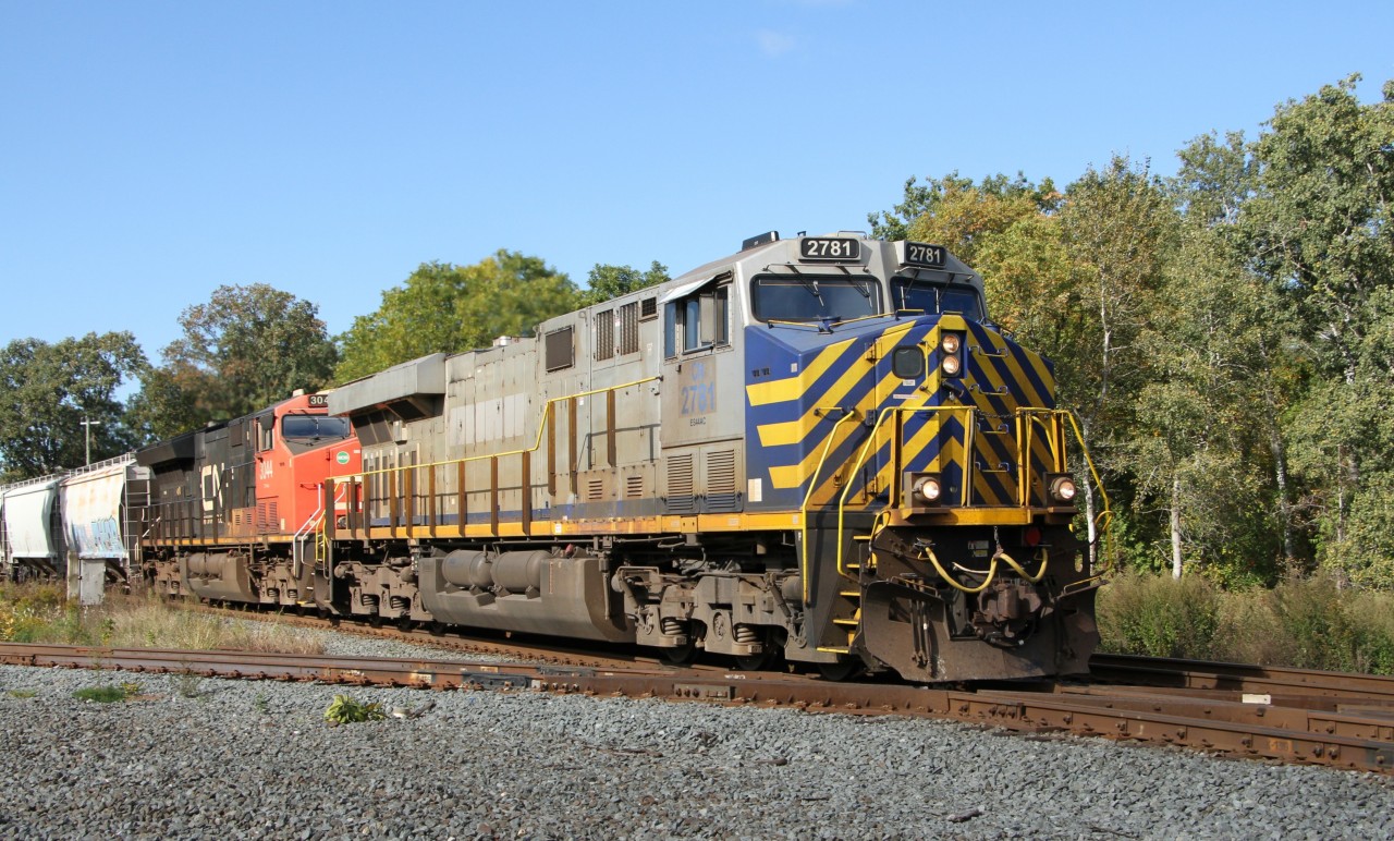 CN 2781 leading CN 3044, eastbound into Woodstock Ontario on a sunny Saturday.