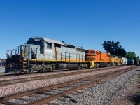 QG 919 is about to enter CPKC's St-Luc Yard with an eclectic lashup. The first two units were transferred from SLR to QGRY a bit over a month ago.