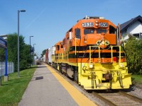 Usually running mostly with SD70MACs, QG 502 rarely has a pair of geeps (QGRY 3538 & QGRY 2006) as it passes the EXO Station at Sainte-Thérèse. It had just left the nearby yard after letting an EXO train pass in the other direction.