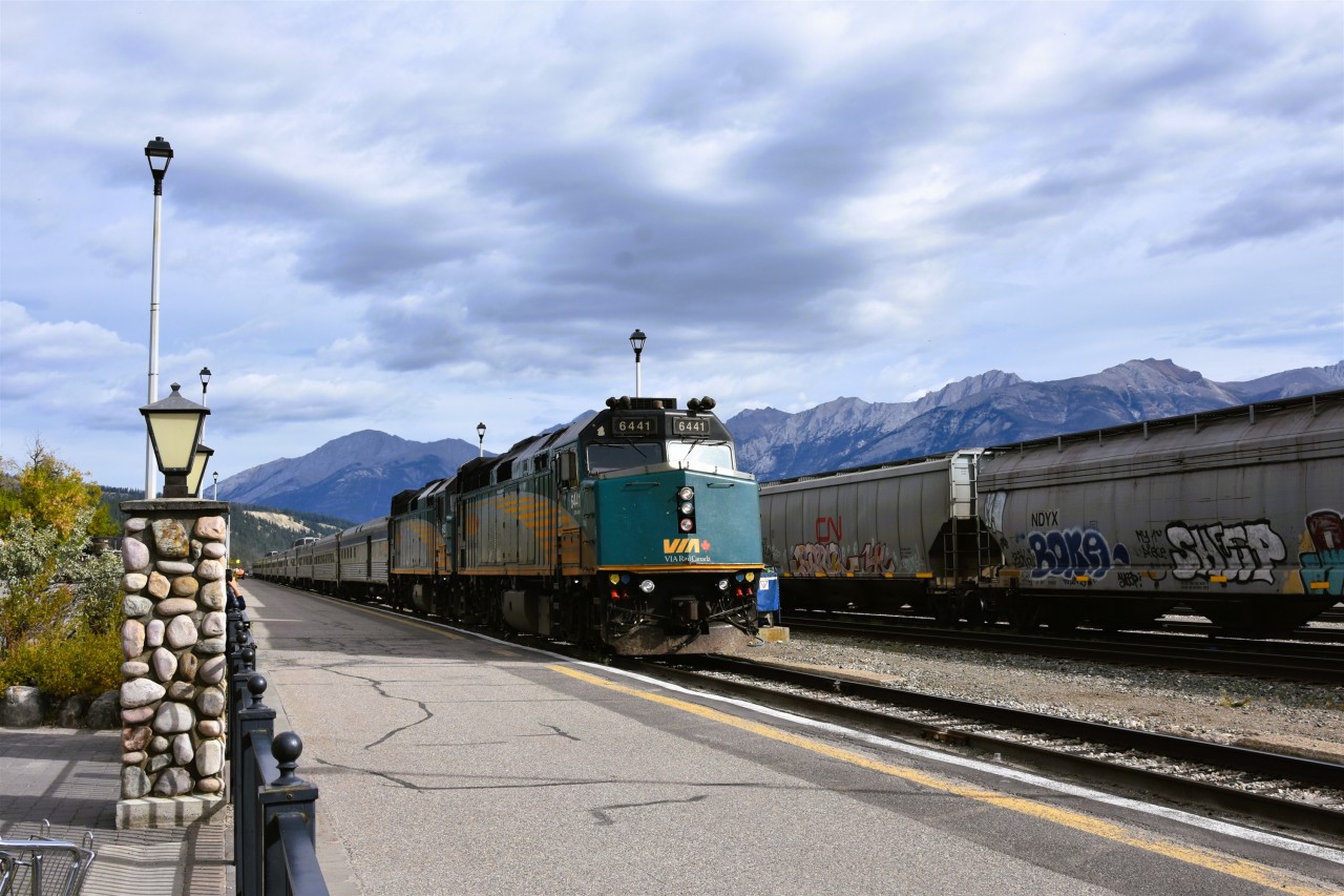 The Canadian  
VIA 001 The Canadian is rolling along the station track in front of Jasper station.