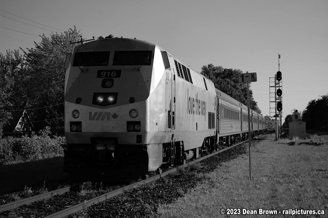 VIA 78 with P42DC 916 arrives at Glencoe station from Windsor and is en route to London and Toronto.