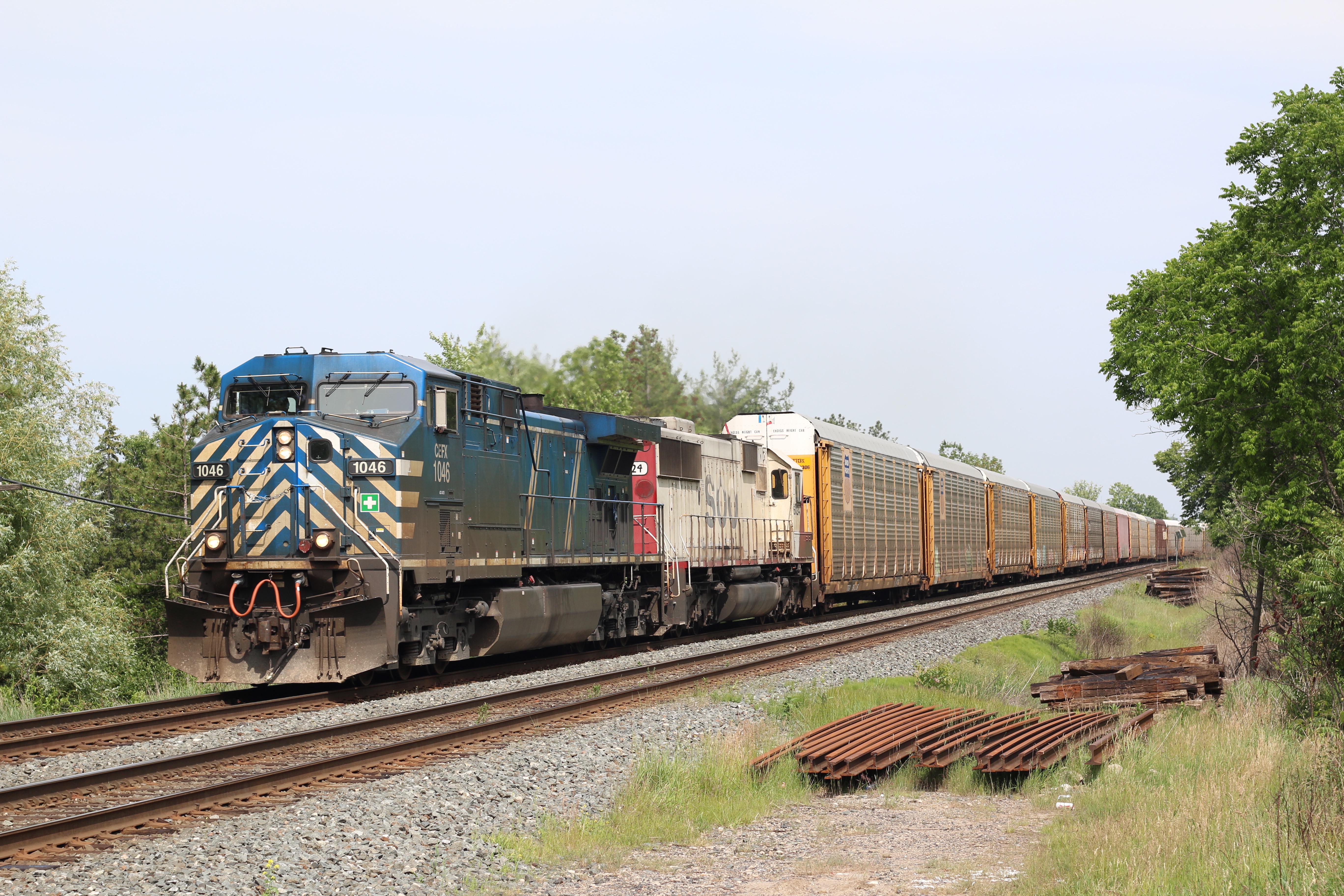 Railpictures.ca - Marcus W Stevens Photo: CP train 147 with CEFX AC4400 ...