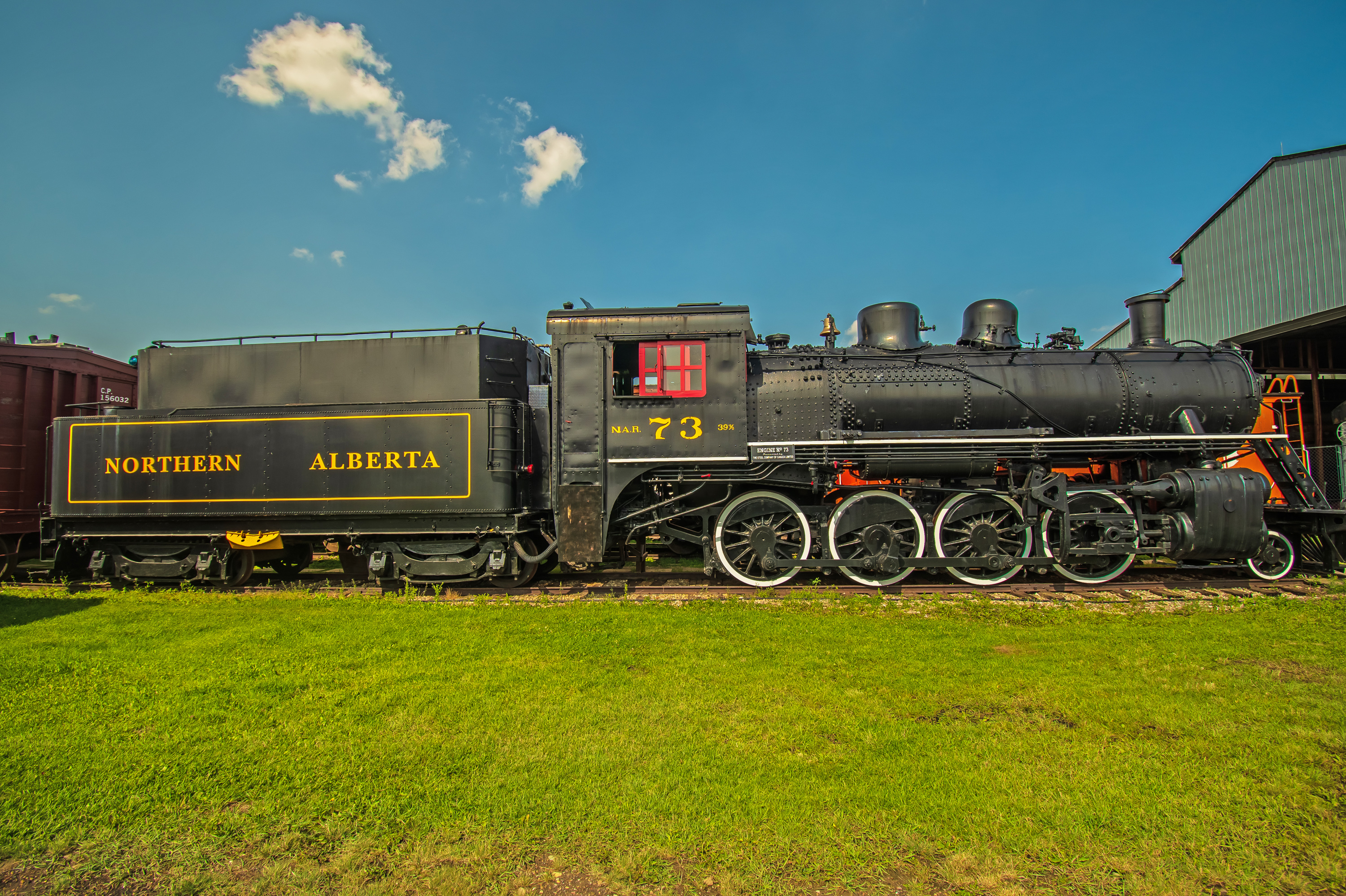 Railpictures.ca - Darcy Woodhall Photo: A beautiful looking NAR 73 ...